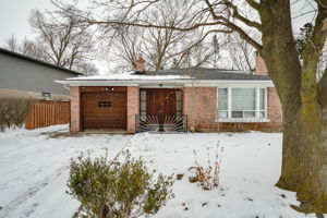 9 Metcalfe Ct, Halton Hills ON