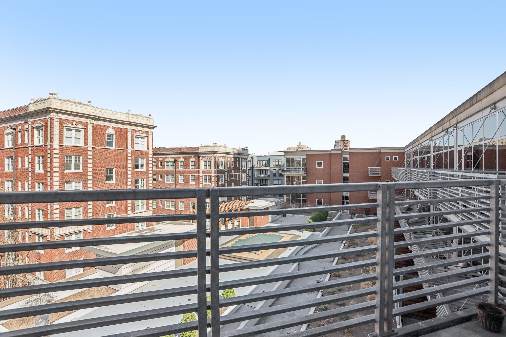 N Euclid Ave-S1903-026.jpg