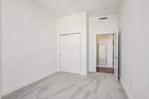 N Euclid Ave-S1903-016.jpg
