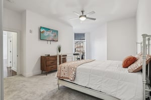 N Euclid Ave-S1903-019.jpg