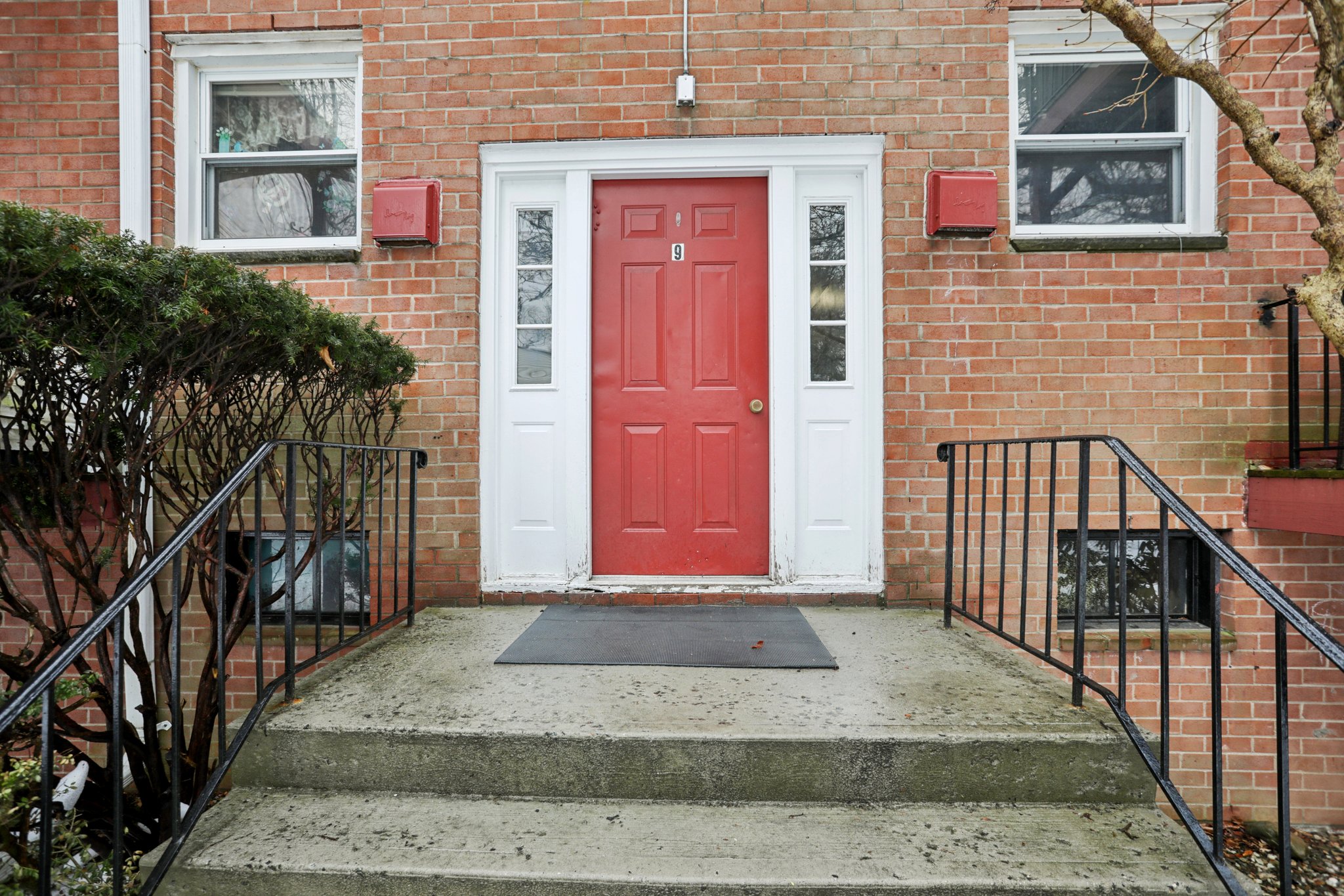 9 Oxford Ct 7908-S0603-003.jpg