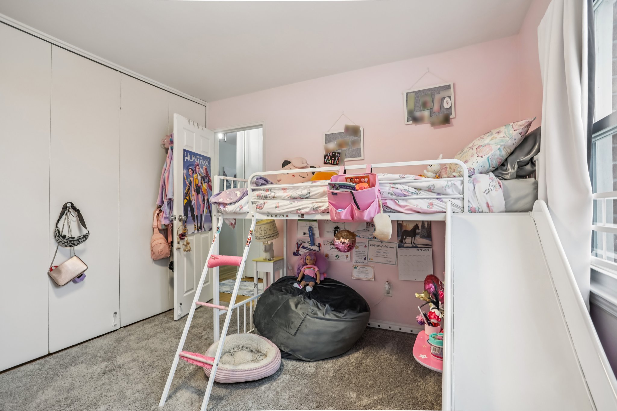 9 Oxford Ct 7908-S0603-026.jpg