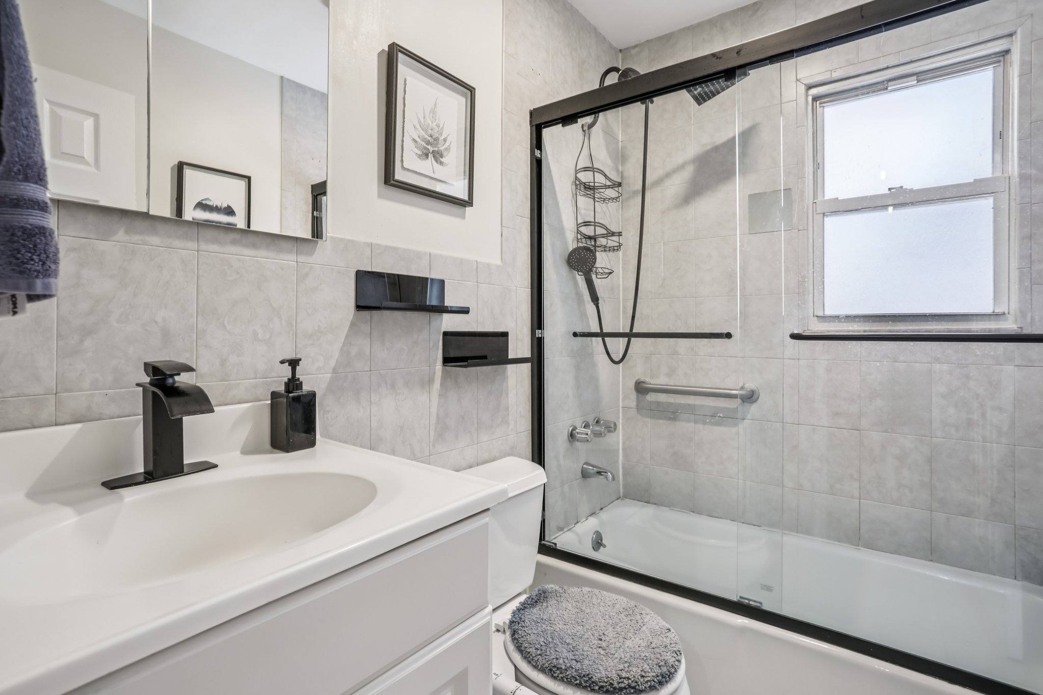 9 Oxford Ct 7908-S0603-028.jpg