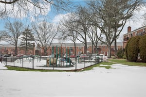 9 Oxford Ct 7908-S0603-001.jpg