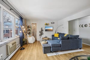 9 Oxford Ct 7908-S0603-005.jpg