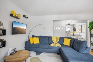 9 Oxford Ct 7908-S0603-008.jpg