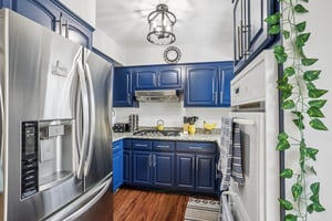 9 Oxford Ct 7908-S0603-015.jpg