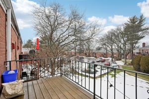 9 Oxford Ct 7908-S0603-030.jpg