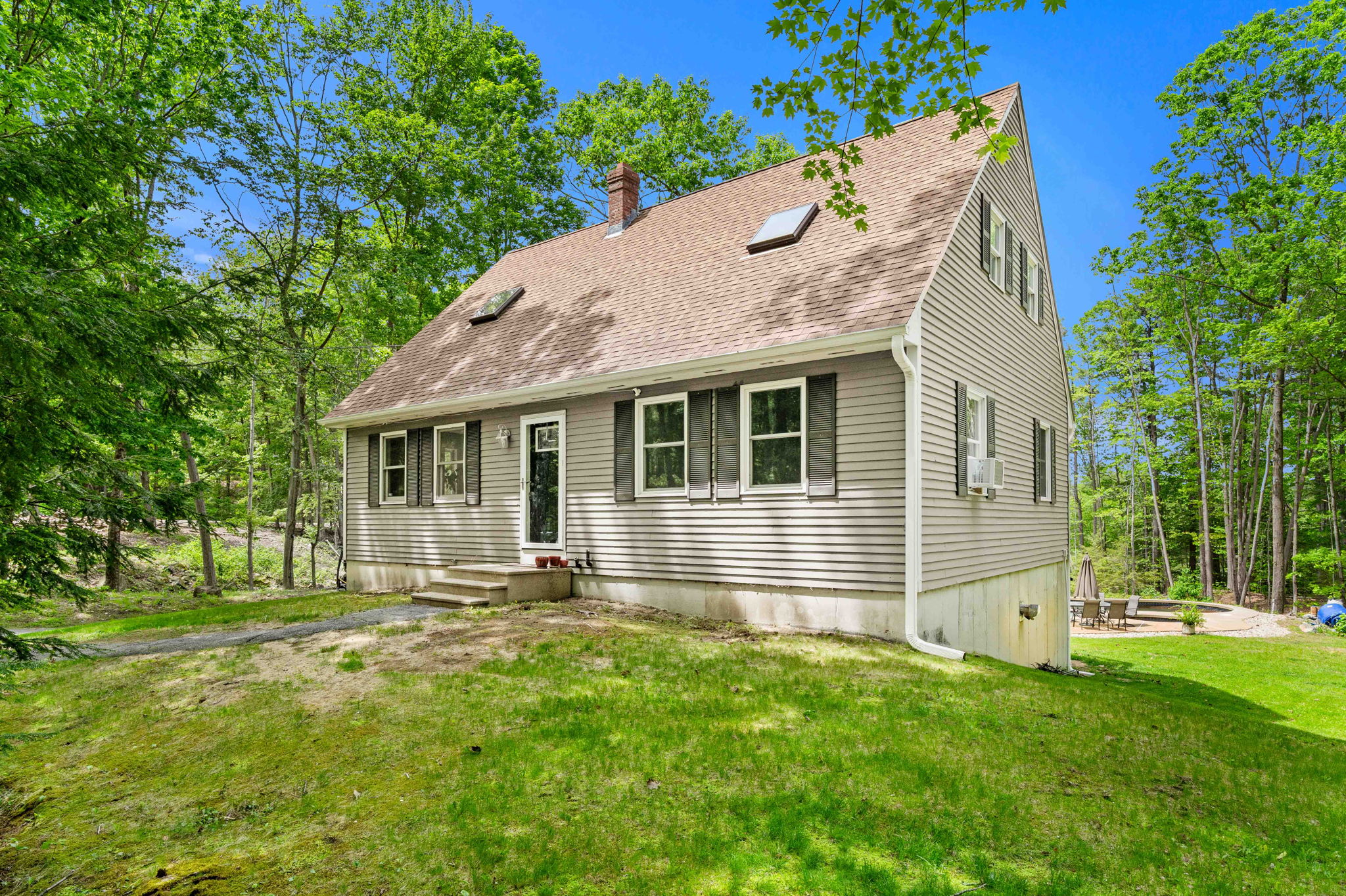 9 Pond View Rd, Weare, NH 03281, USA Photo 3
