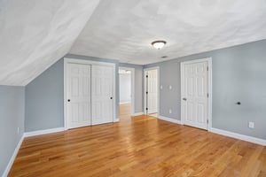 Porter St unit 3-S2807-007.jpg