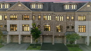  Photo 0