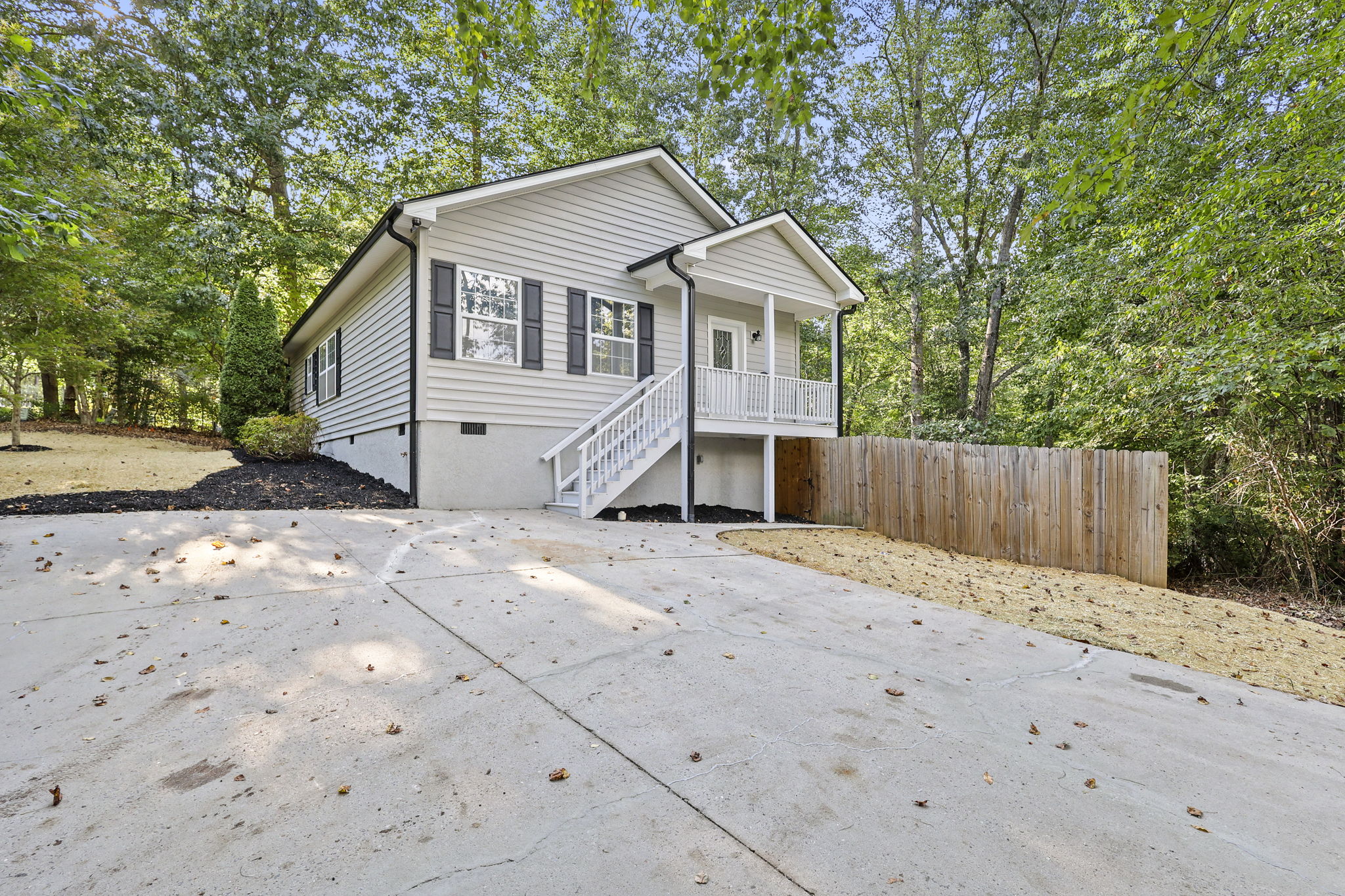 9 Pyfrom Dr, Swannanoa, NC 28778 Timberlakes Media