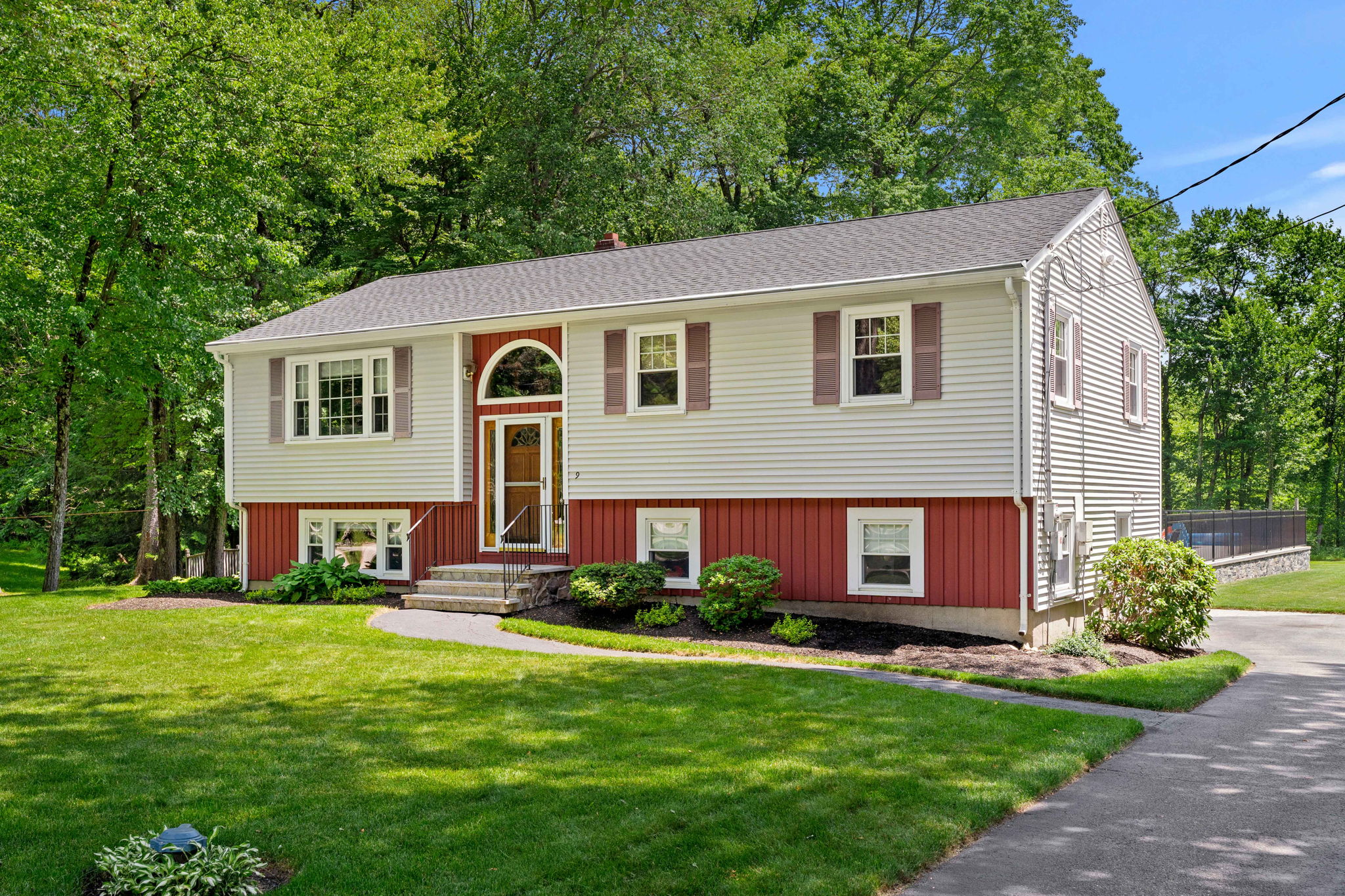 9 Quaker St, Newton, NH 03858, USA Photo 45