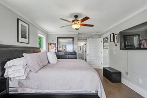  Photo 46