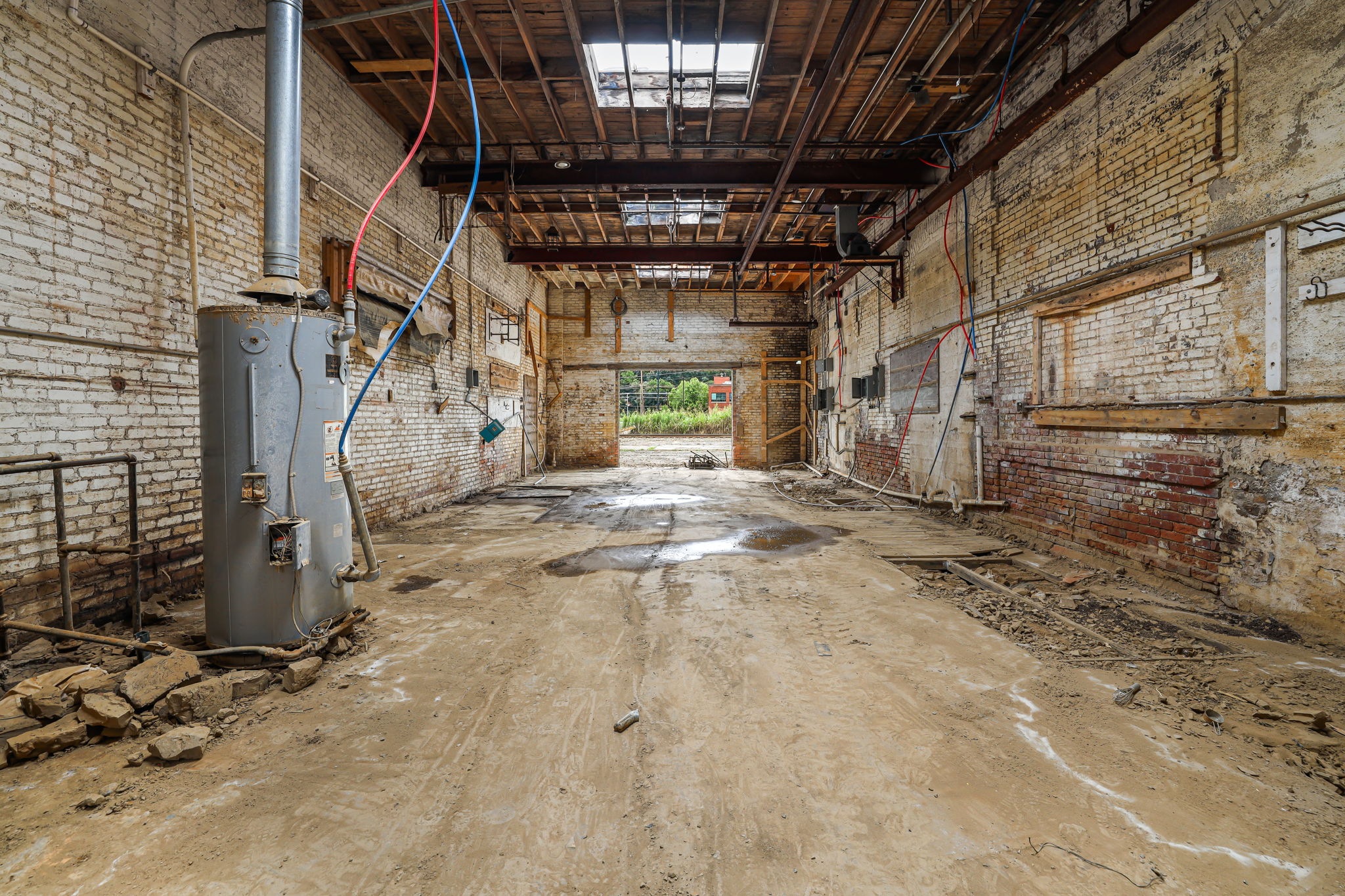  Photo 48