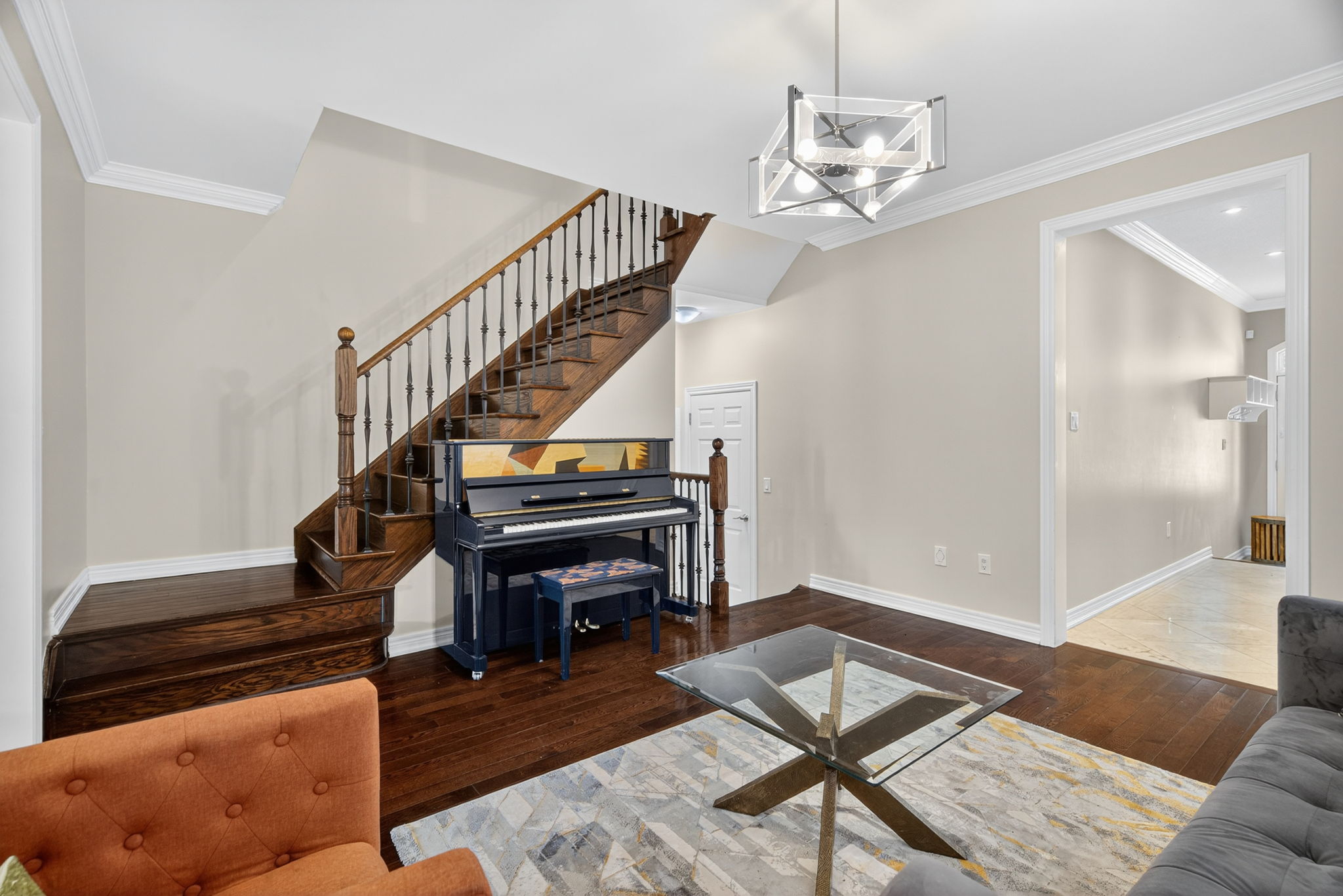 9 Robert Green Crescent Vaughan, ON L6A 0V6