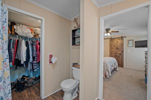  Photo 31