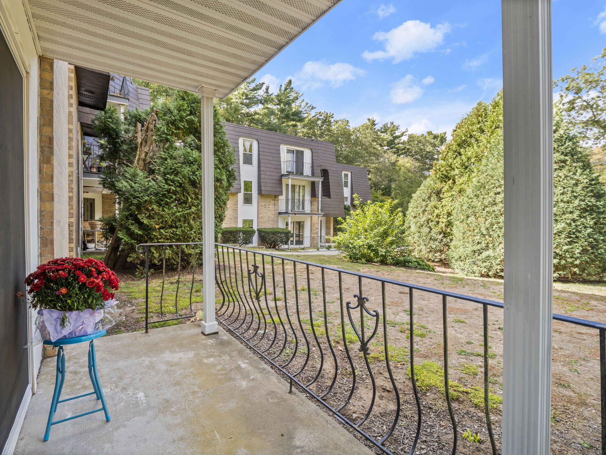 9 Shadowbrook Ln unit 7 Milford MA 52