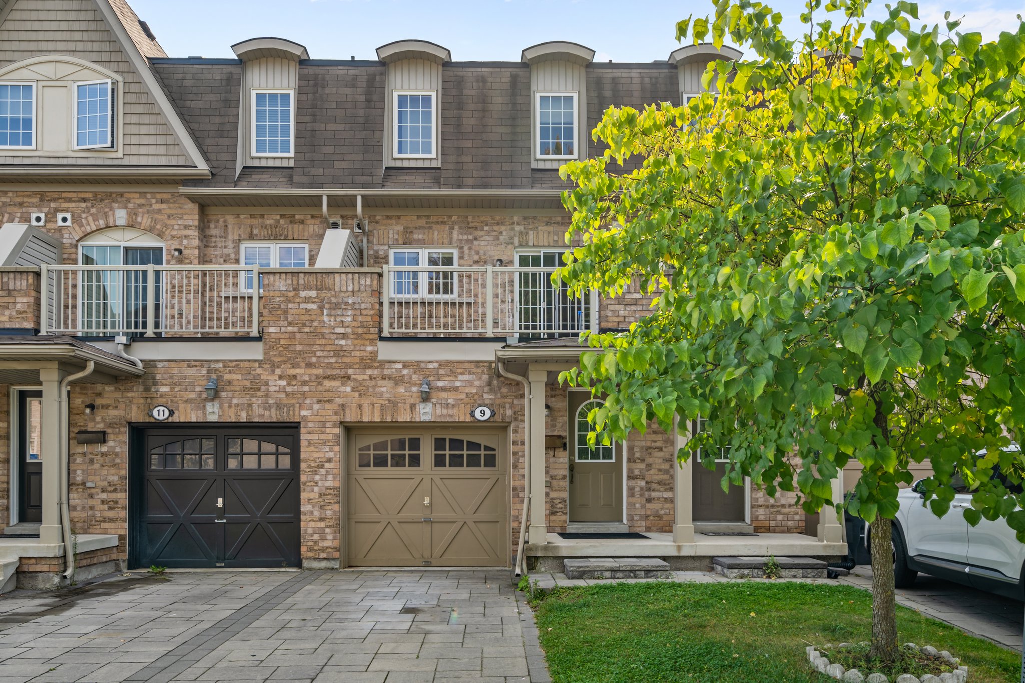 9 Smithy Ct Toronto, ON M1C 0C4