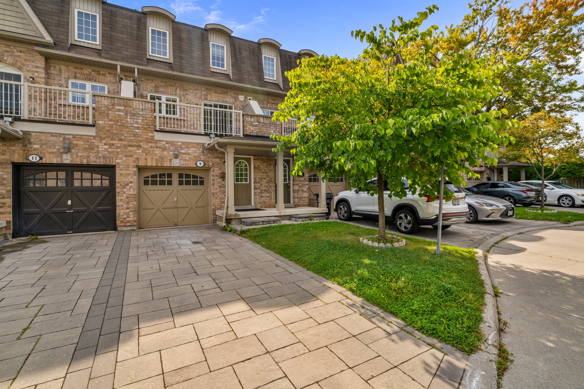 9 Smithy Ct Toronto, ON M1C 0C4
