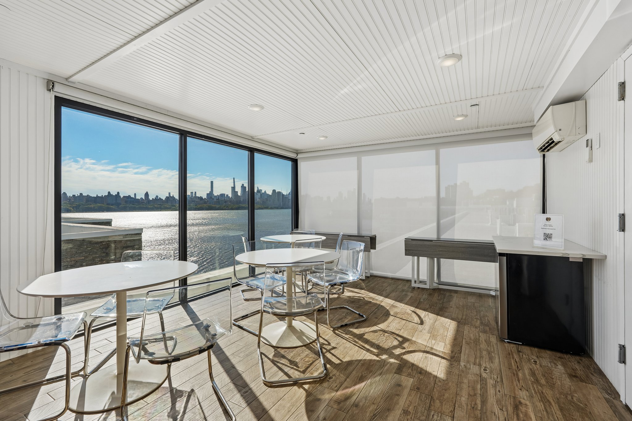 Somerset Ln 209-2110-916.jpg
