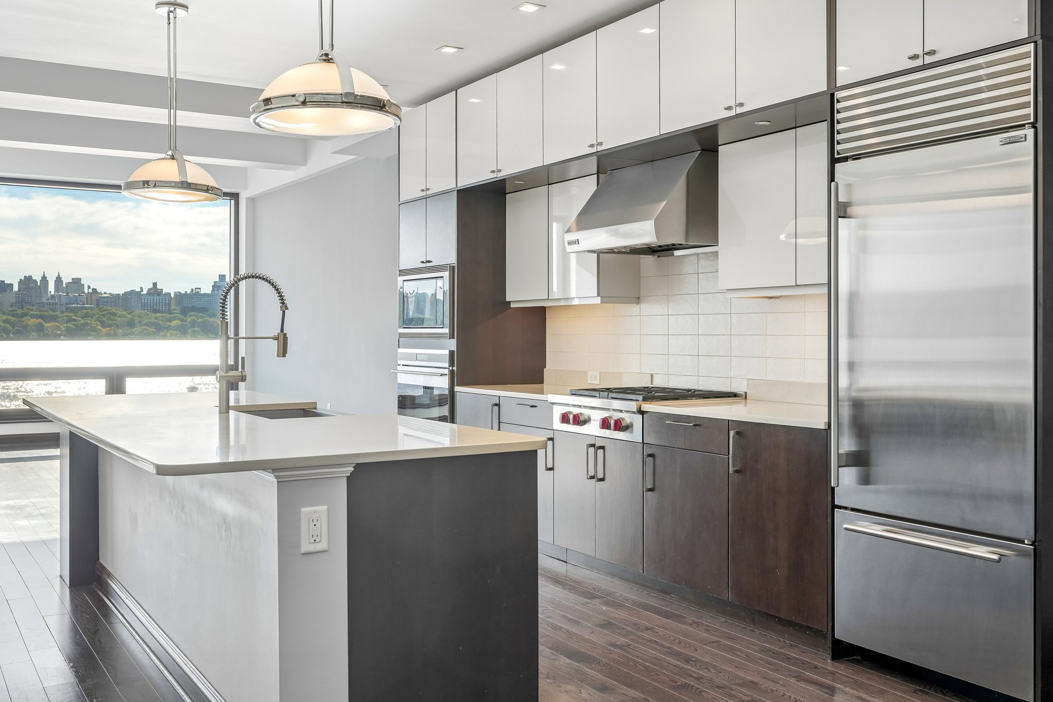 Somerset Ln 209-S2110-011.jpg