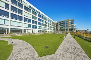 Somerset Ln 209-2110-908.jpg