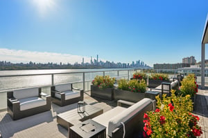 Somerset Ln 209-2110-929.jpg