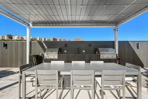 Somerset Ln 209-2110-932.jpg