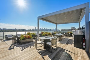 Somerset Ln 209-2110-933.jpg