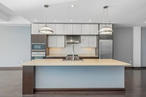 Somerset Ln 209-S2110-012.jpg