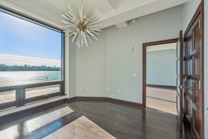 Somerset Ln 209-S2110-030.jpg