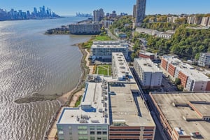Somerset Ln 209-S2110-048.jpg