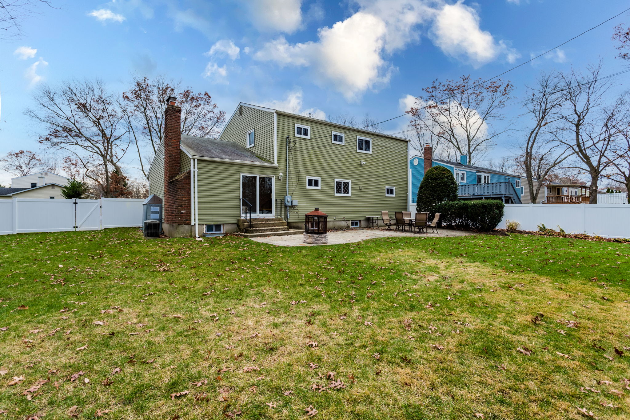  9 Stanwich Rd, Smithtown, NY 11787, US Photo 42