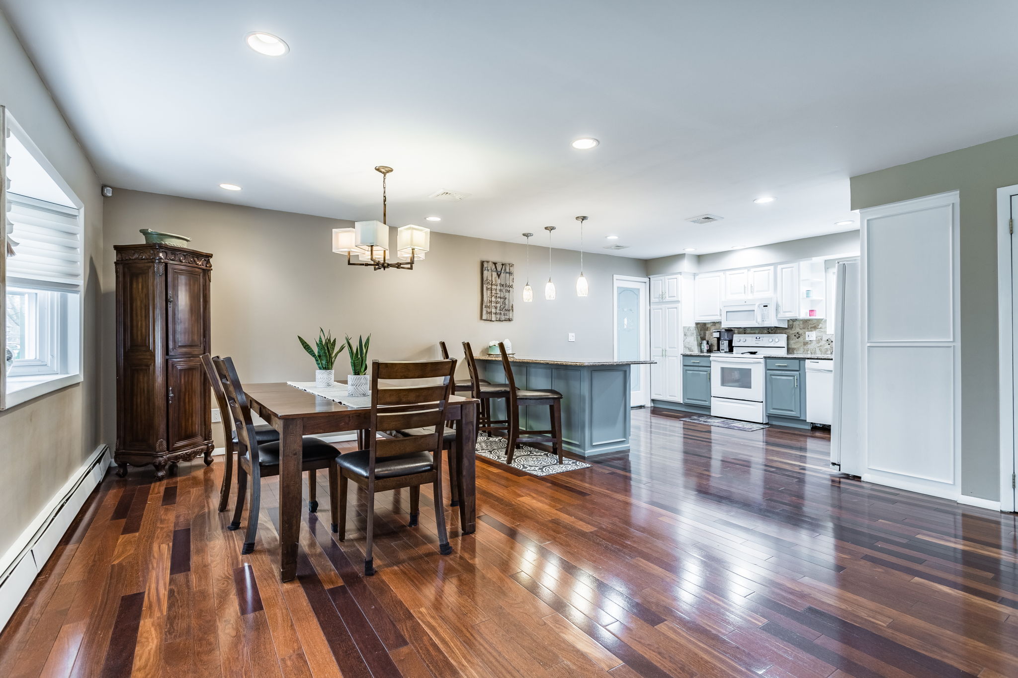  9 Stanwich Rd, Smithtown, NY 11787, US Photo 7