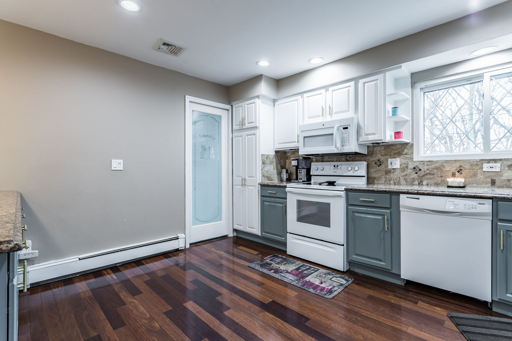  9 Stanwich Rd, Smithtown, NY 11787, US Photo 9