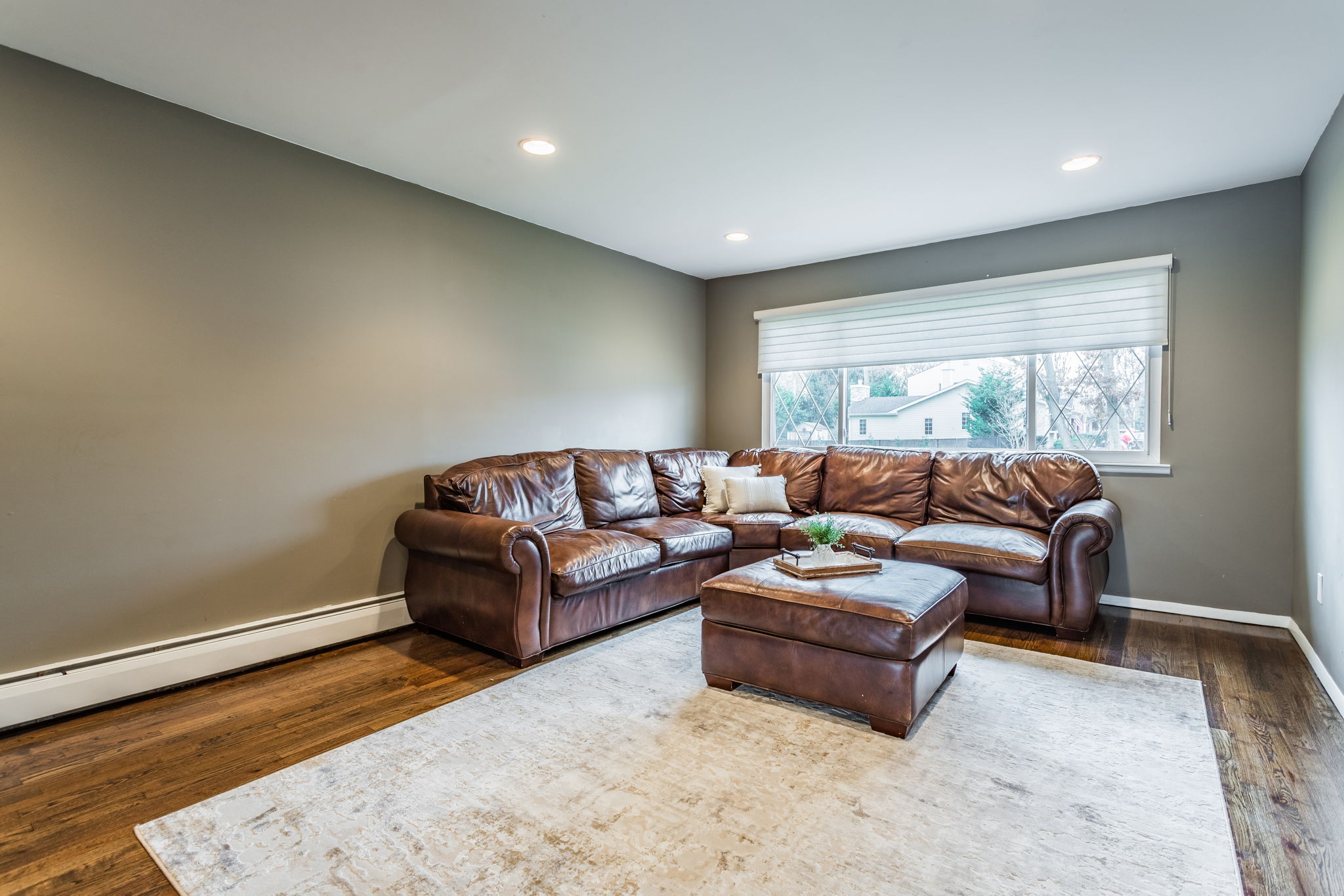  9 Stanwich Rd, Smithtown, NY 11787, US Photo 18