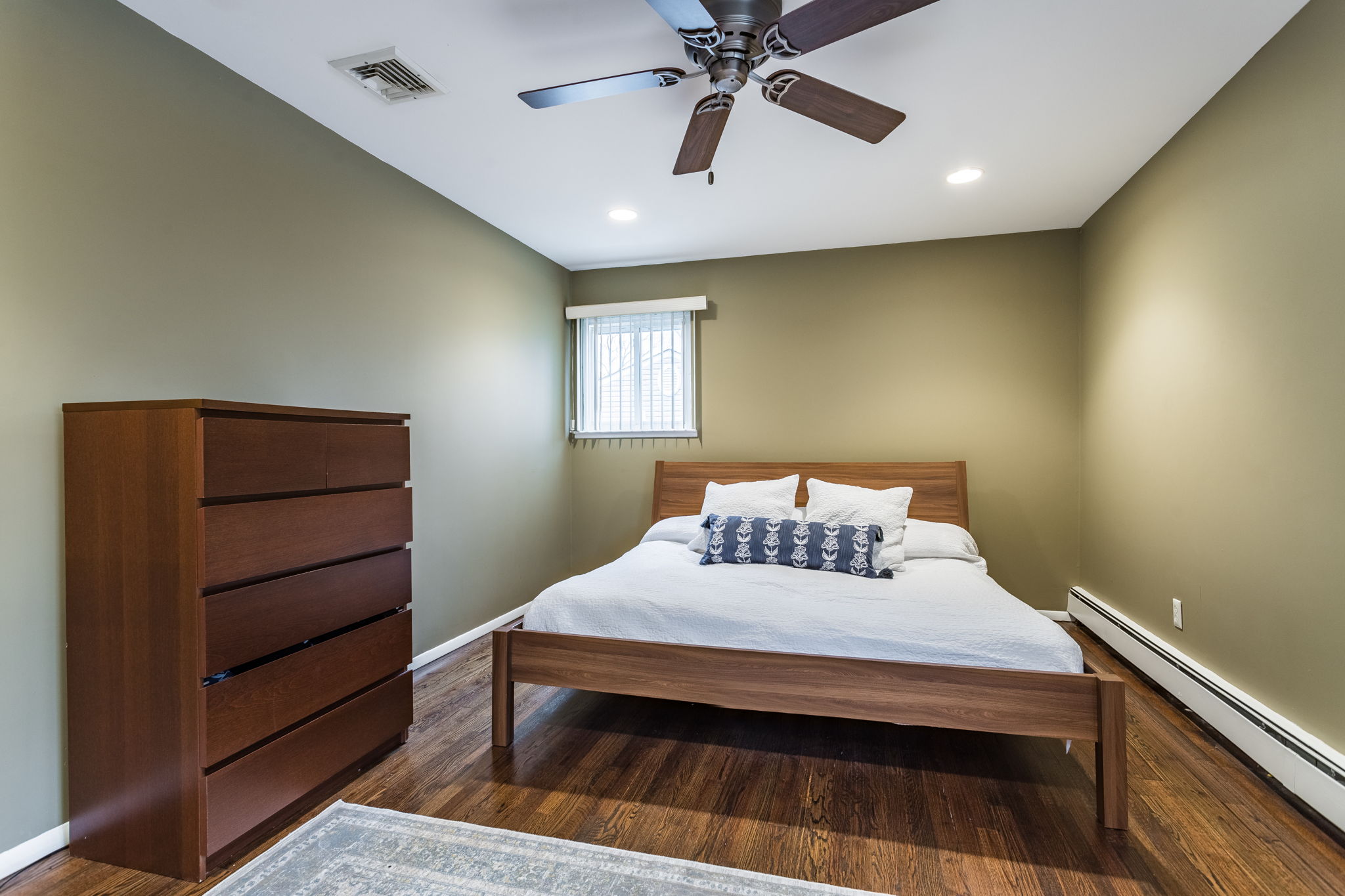  9 Stanwich Rd, Smithtown, NY 11787, US Photo 30