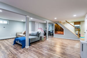  9 Stanwich Rd, Smithtown, NY 11787, US Photo 32