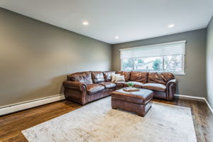  9 Stanwich Rd, Smithtown, NY 11787, US Photo 17