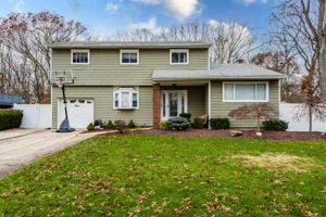  9 Stanwich Rd, Smithtown, NY 11787, US Photo 0