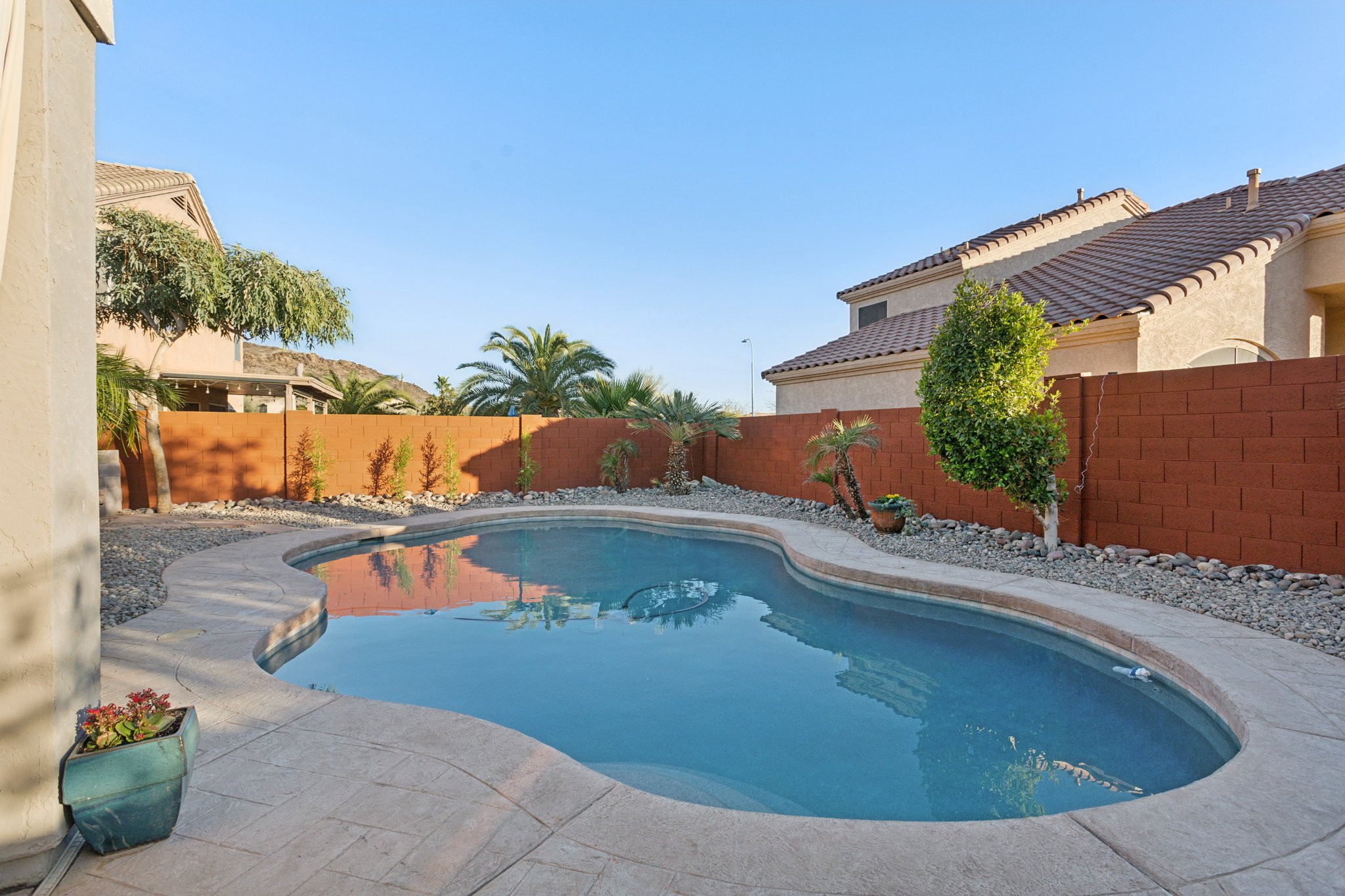 9 W Glenhaven Dr, Phoenix, AZ 85045 - 037.jpg