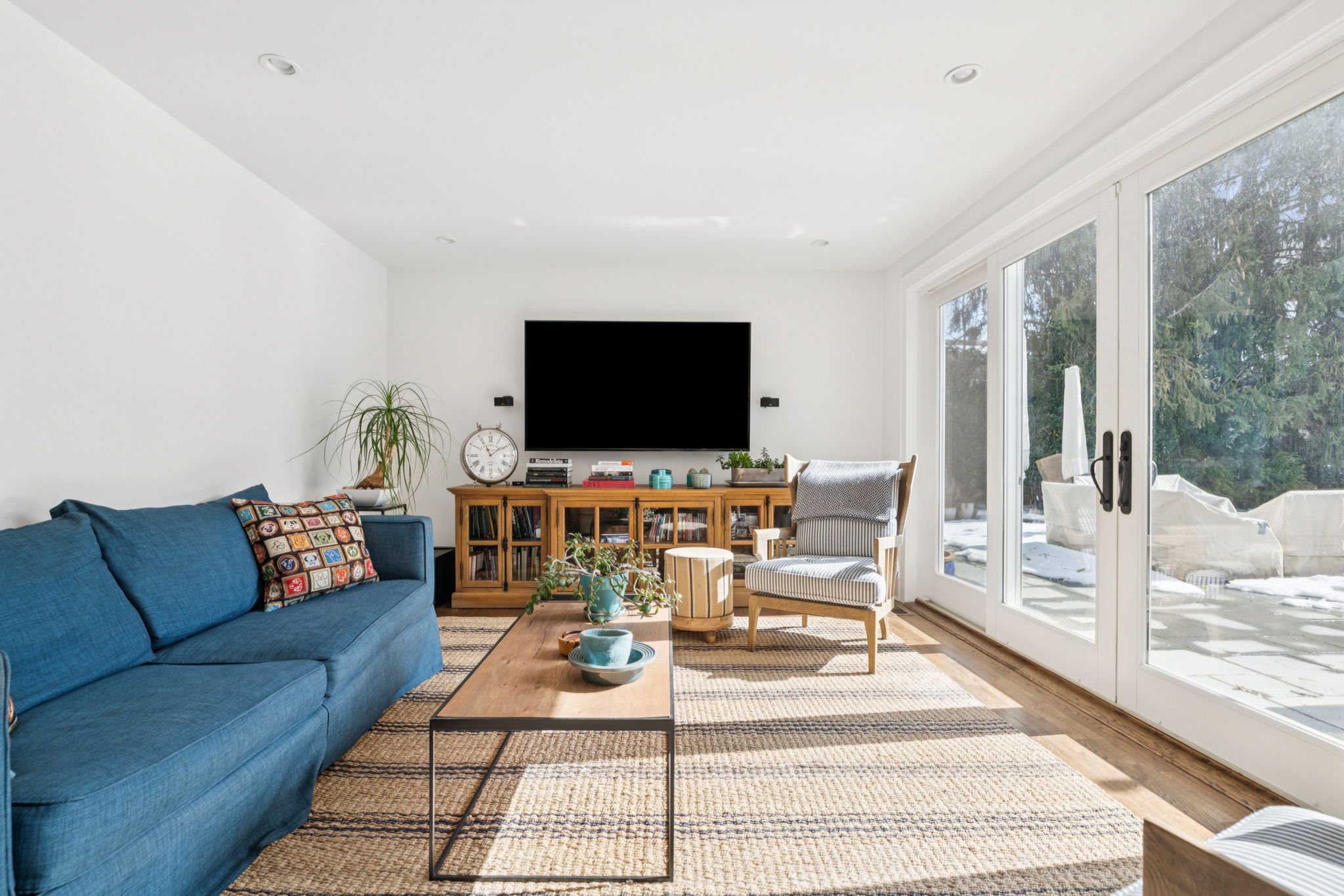 Wallace Ln-L2202-012r