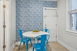 Eat-In Kitchen/Dining Area