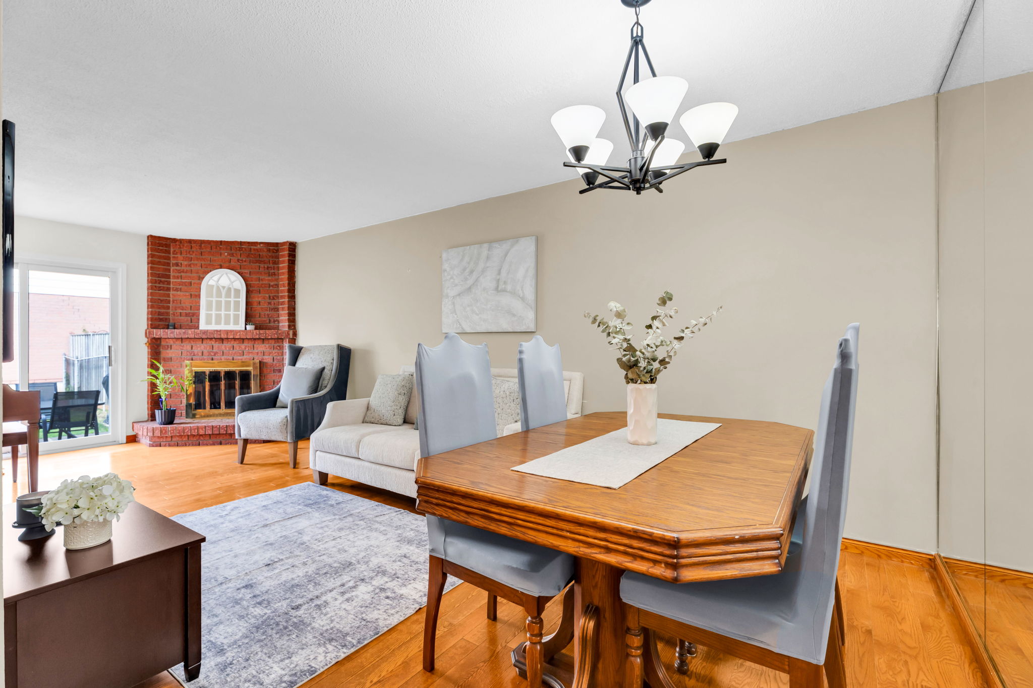 Living/Dining Room