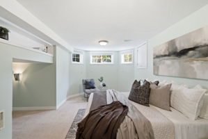  Photo 44