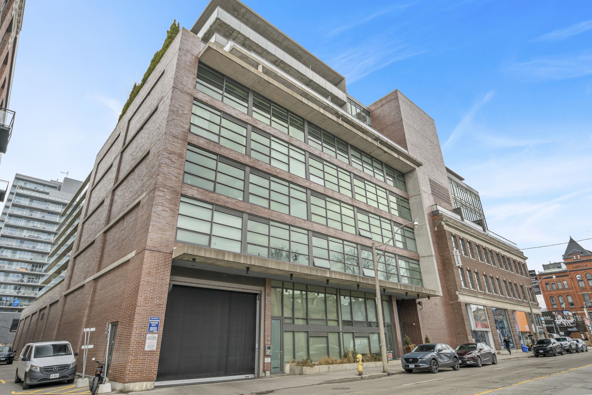 90 Broadview Ave Unit 414 Toronto, ON M4M