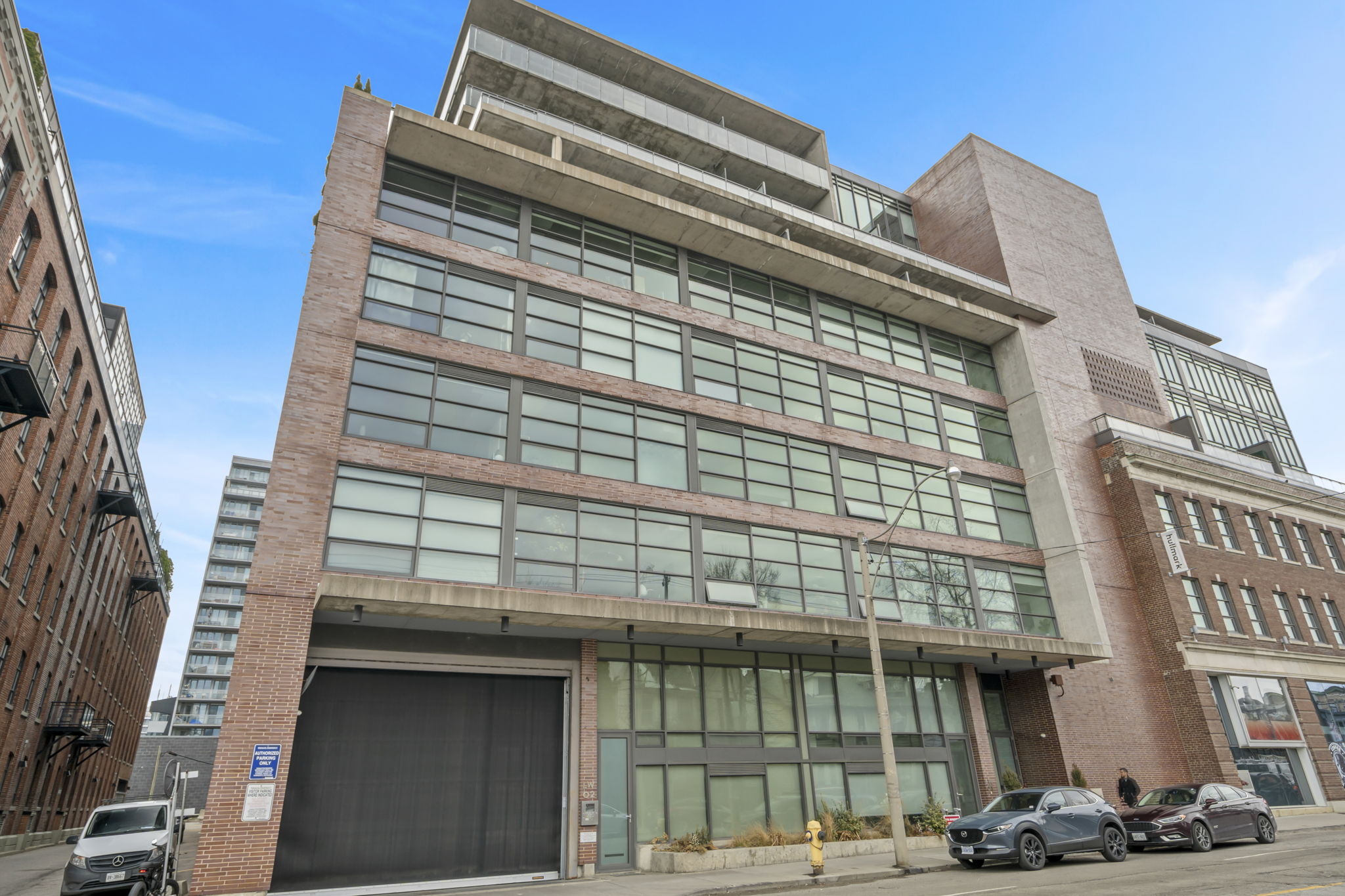 90 Broadview Ave Unit 414 Toronto, ON M4M