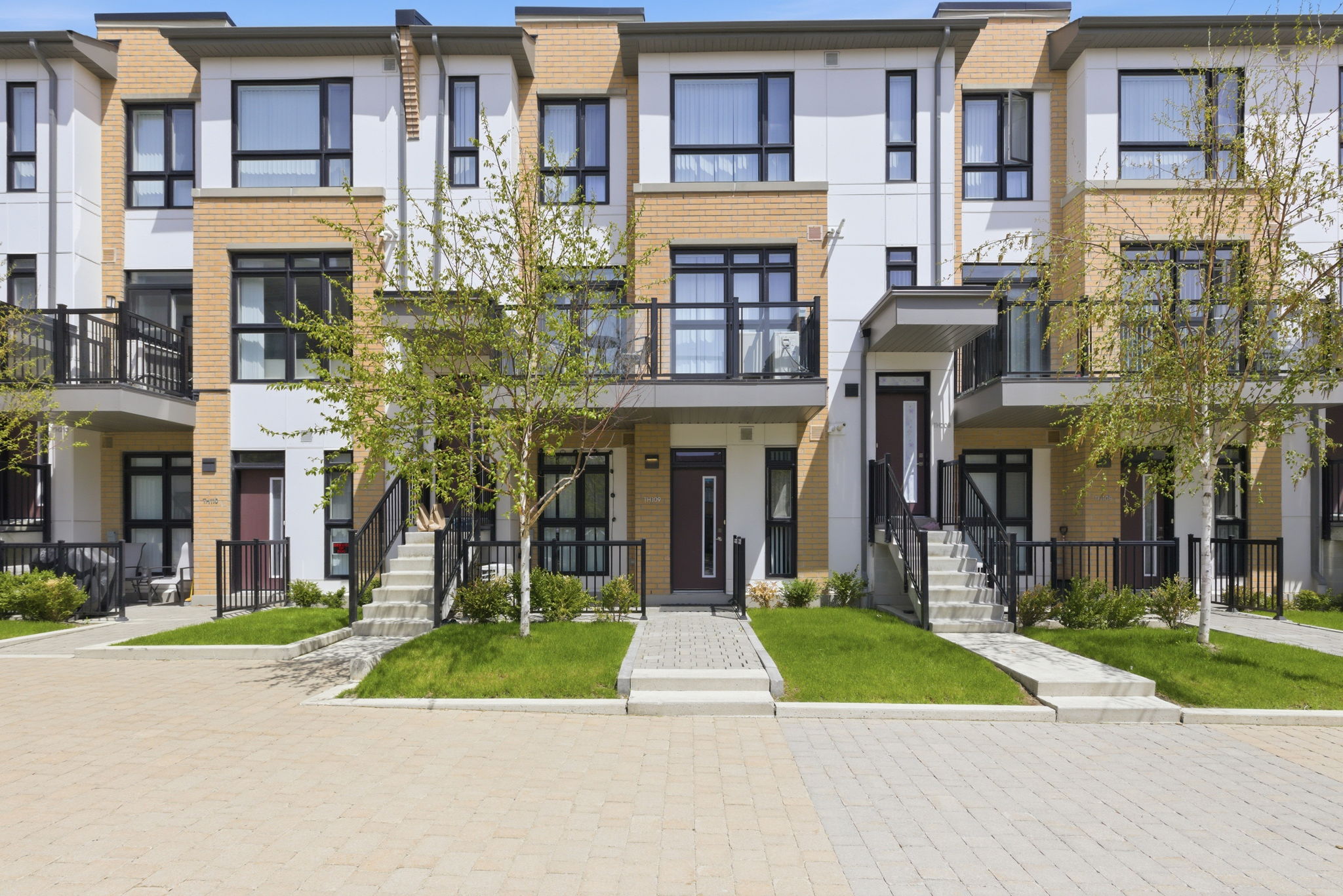 Property in Toronto — delivered property photograph 2