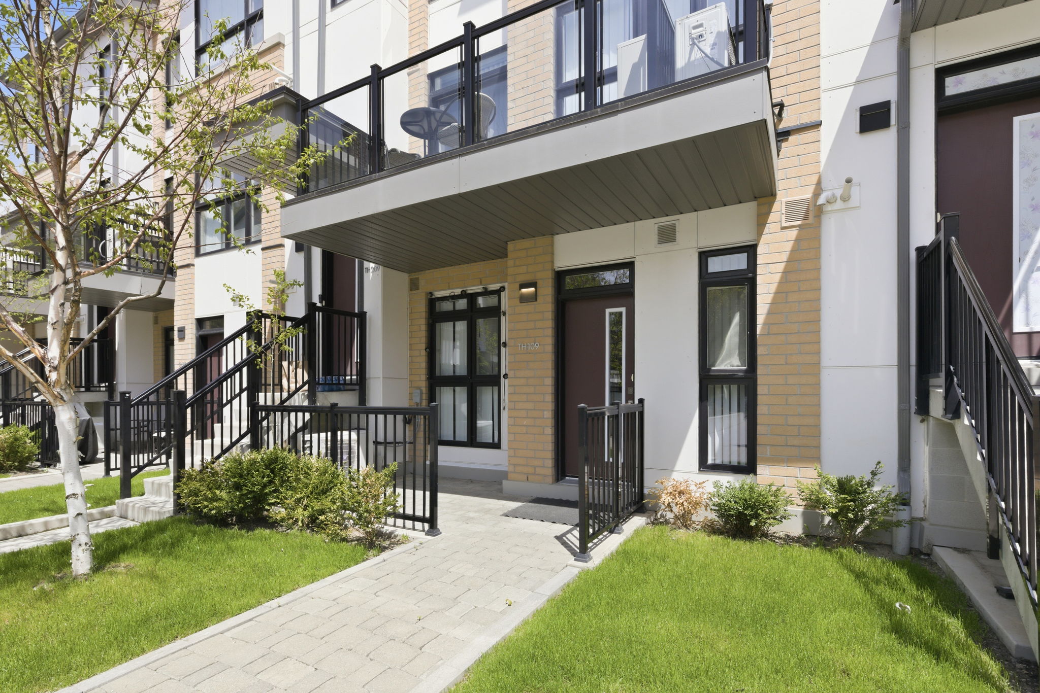 Property in Toronto — delivered property photograph 3